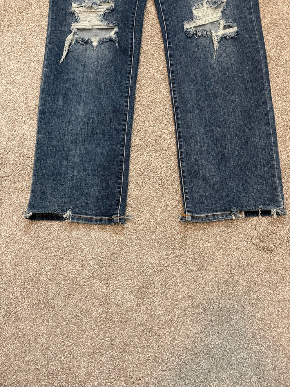 Judy Blue Women's High-Rise 90's Straight Leg Ripped Jeans Size 15/32 NWT - Picture 7 of 16